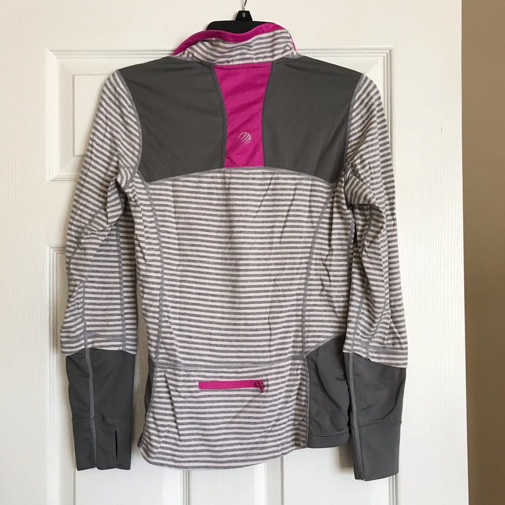 Workout Pullover - Picture 2 of 3